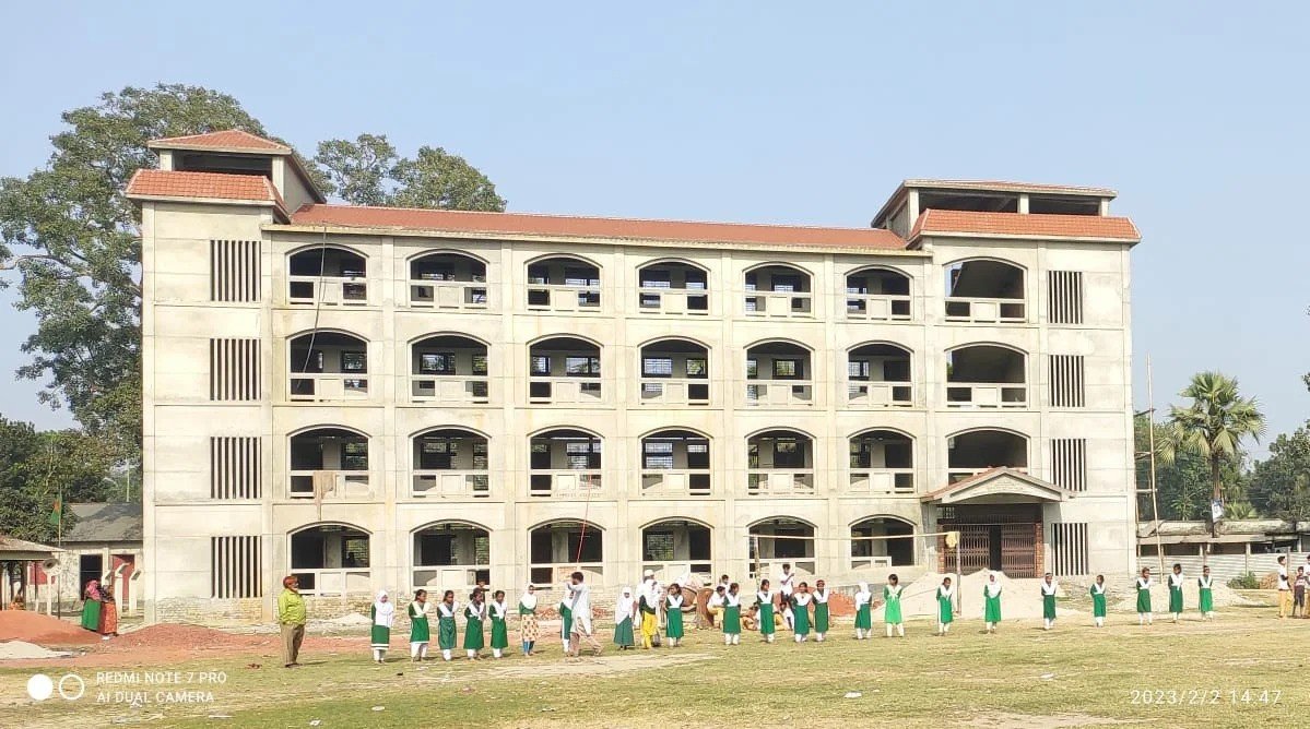 বিদ্যালয় ছবি